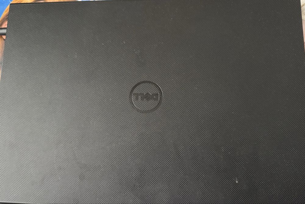 Dell Inspiron 3543