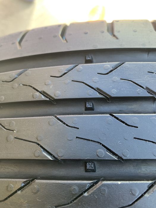 Continental 215/65R17