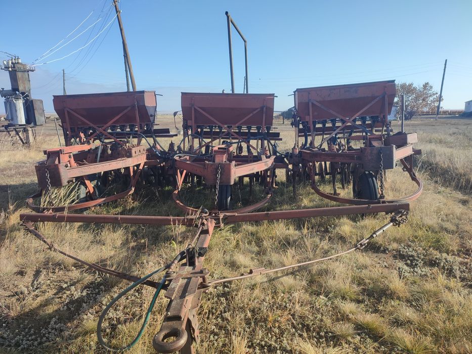 Продам Т-150к с сеялками