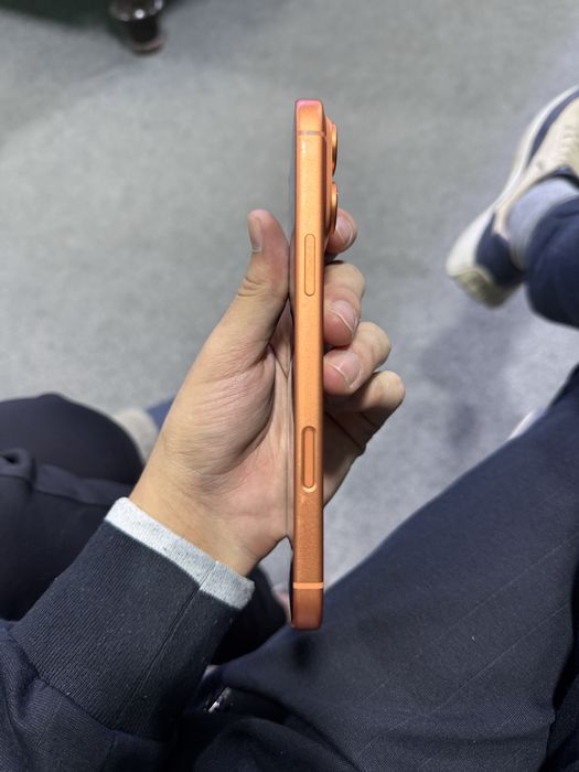 iphone 17 pro max 256 GB orange 93%