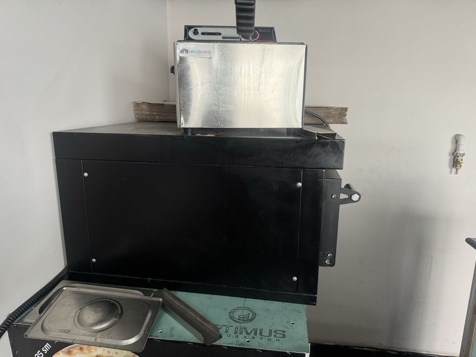 Пицца печь ишланган 3 ой олдин олинган почти янги