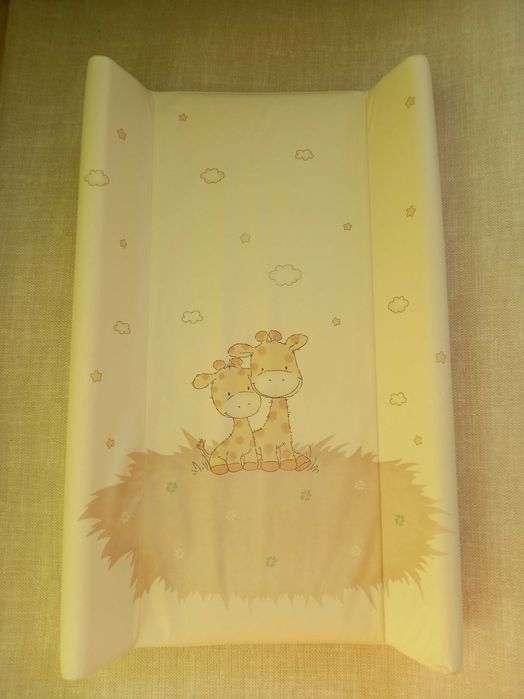 Твърда подложка за повиване Жирафчета Lorelli