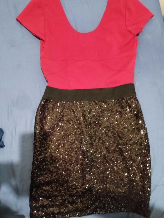 Много рокли за повод и без повод