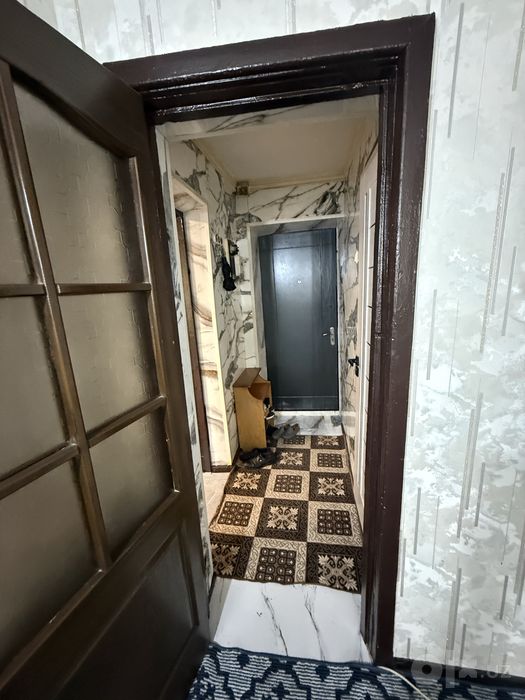 Чиланзар 4кв. 1комнатная 3/4 Продажа