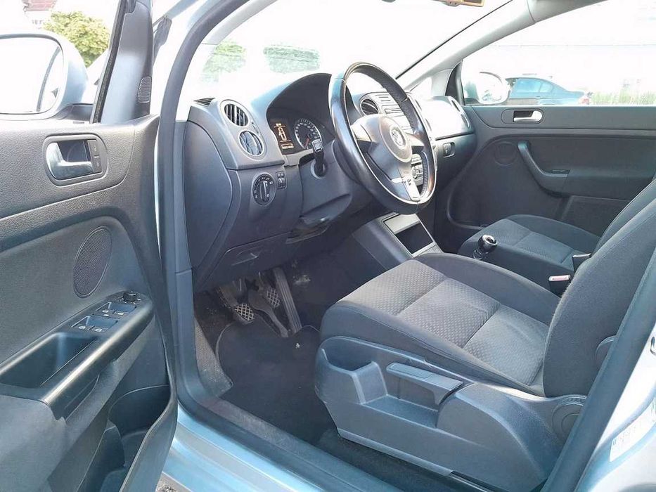 VOLKSWAGEN Golf Plus 2010 — imagine 5