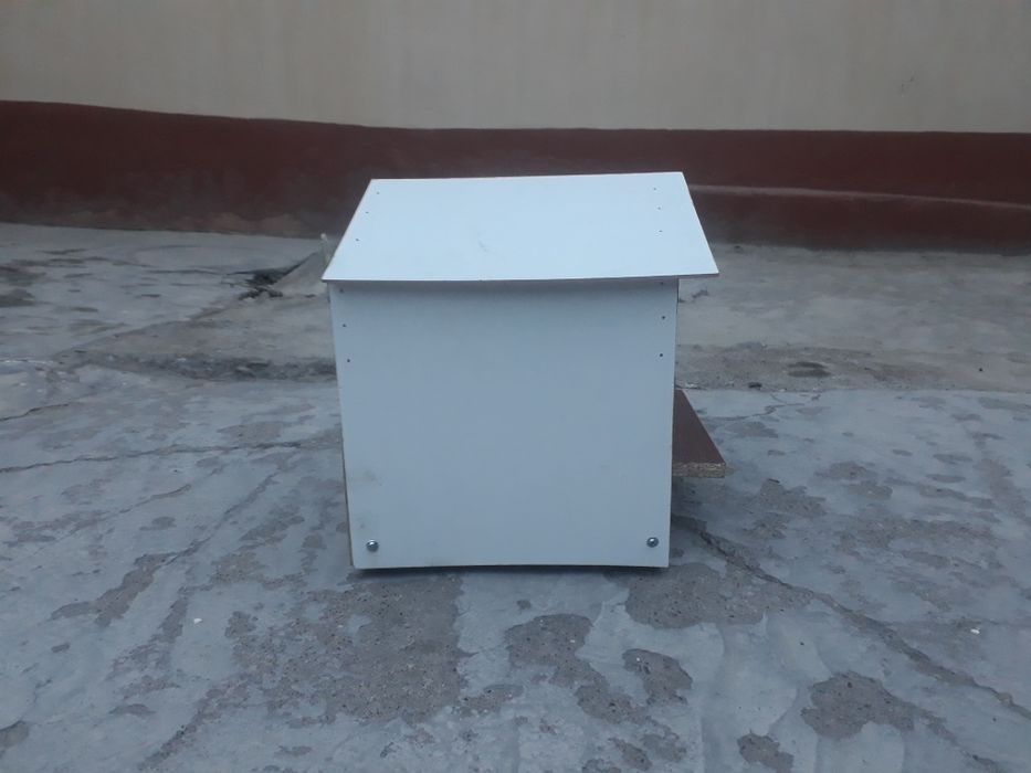 Gnizdo kaptarlar va yapon tovuqqlar uchun