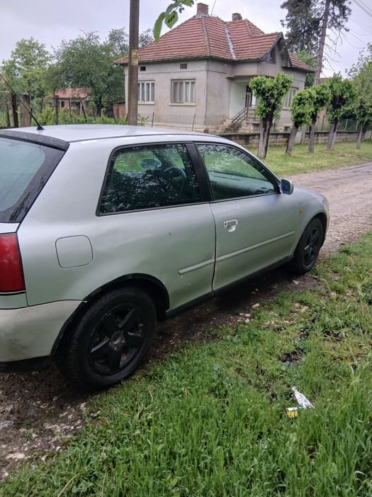 Audi A3 1.6 101кс