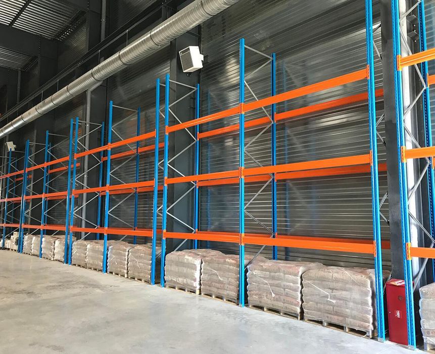Rafturi metalice industriale second-hand pentru depozitare euro paleti L2.7M