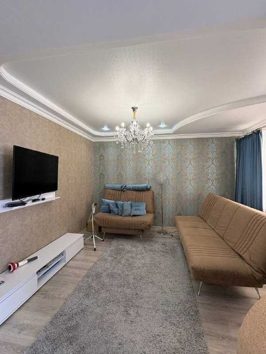 Продам 3х комн кв Батыс 63 школа