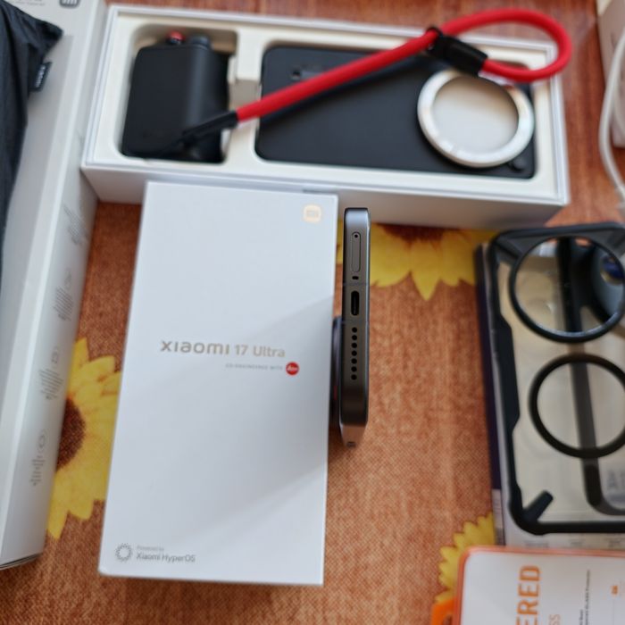Xiaomi 17 Ultra + Photography Kit Pro + 120W HyperCharge Combo + Zoom Floor Selfie Stick Tripod 62" + подаръци