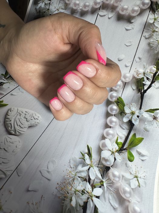 Маникюр , укрепление, покрытие гель лаком.Сергели Строитель 12ст метро