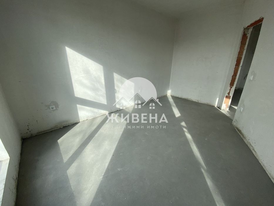 Продава се Двустаен апартамент в Варна, Операта - 77 кв.м за 2403 €/кв.м - Снимка #6