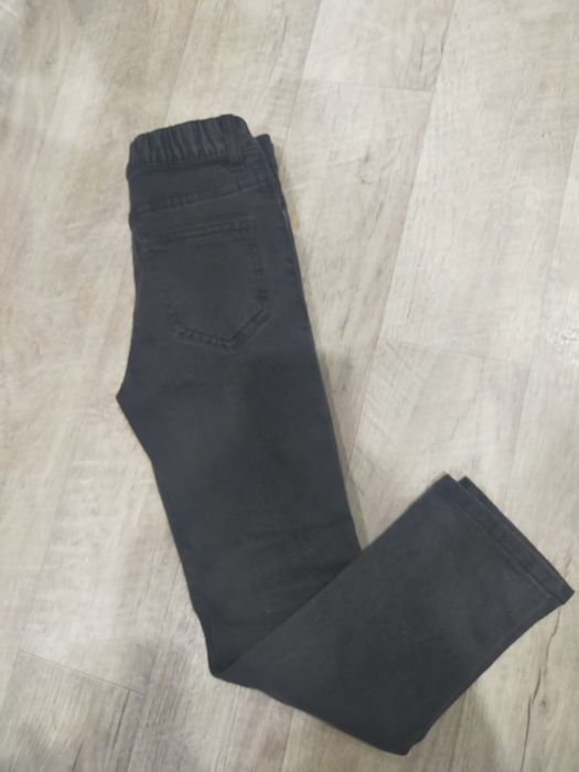 Джинсы ,брюки для девочки