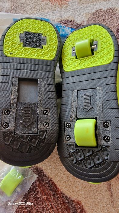 Кроссовки-ролики