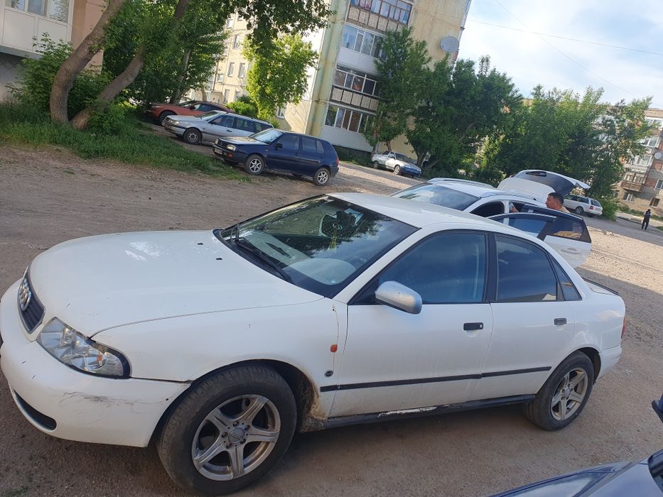 Продам Ауди А4 В5