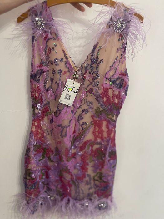 Rochiță nouă cu etichetă