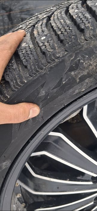 Продаю колеса диски с покрышками