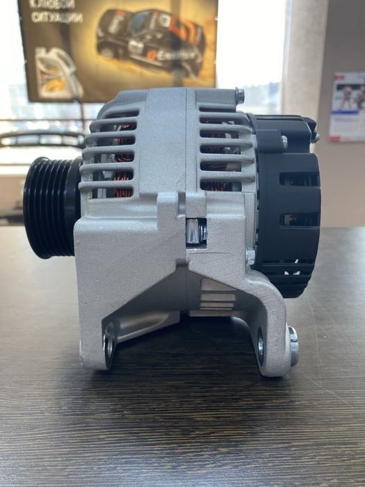 Генератор Ауди 80 100 А4 А6 Пассат Б5
