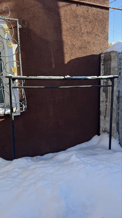 Вешалки напольные металлические