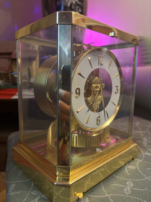 Jaeger LeCoultre Atmos часовник