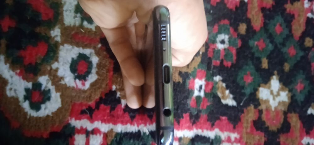 Samsung Galaxy S10 E