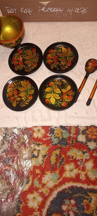 Продаю посуду Хохлома