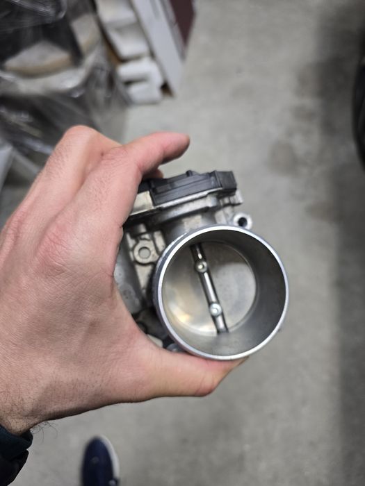 Продавам дросел 06Q133062A за 2.0TFSI