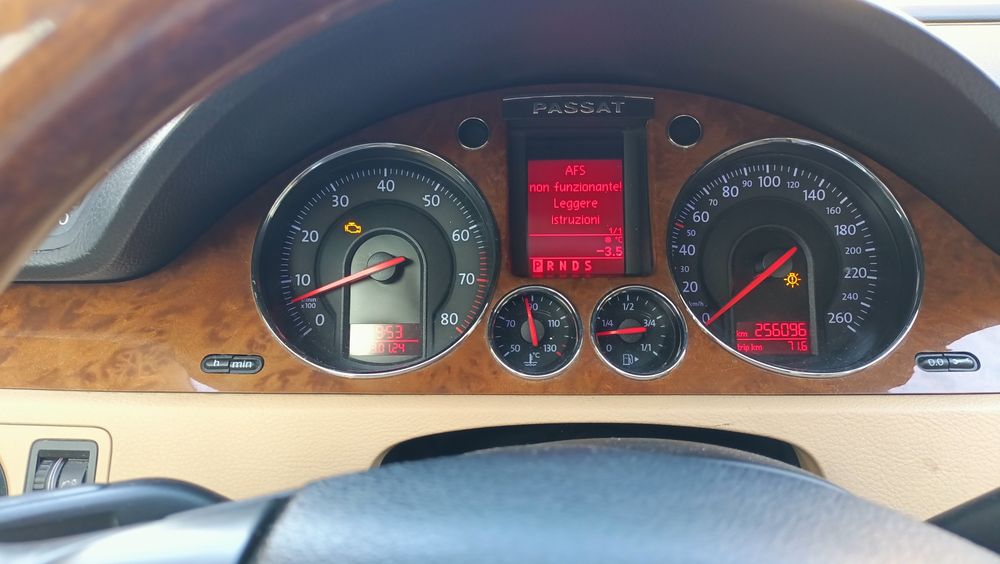 VOLKSWAGEN Passat 2006 — imagine 5