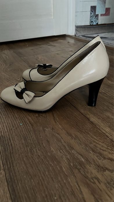 продаю туфлю не дорого