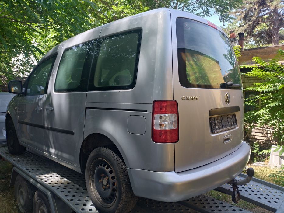 Vw Caddy 1.6 бензин На Части