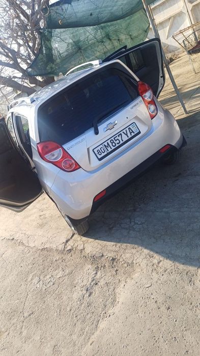 Спарк продам год 2015