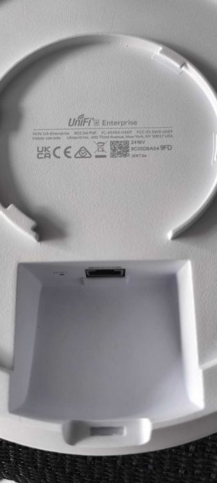 Ubiquiti UniFi U6 Enterprise (U6-Enterprise)
