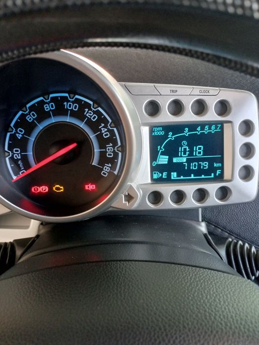 Moshina idiyal zur xolatda