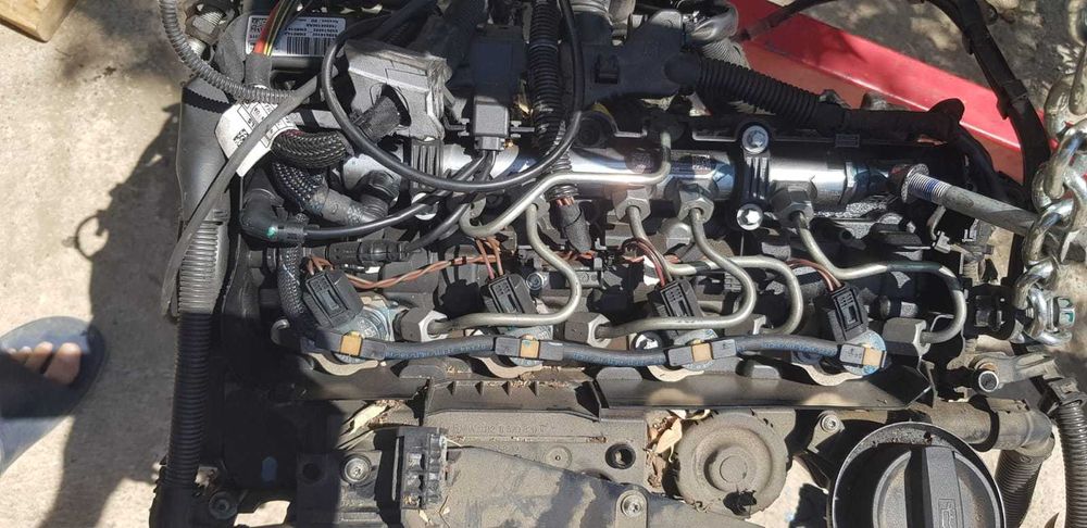Haion Oglinda usa Bara spate BMW F30 Far stop Plafon Scaune Rulou portbagaj Caroserie Jante 17 BMW F30 F31 320d