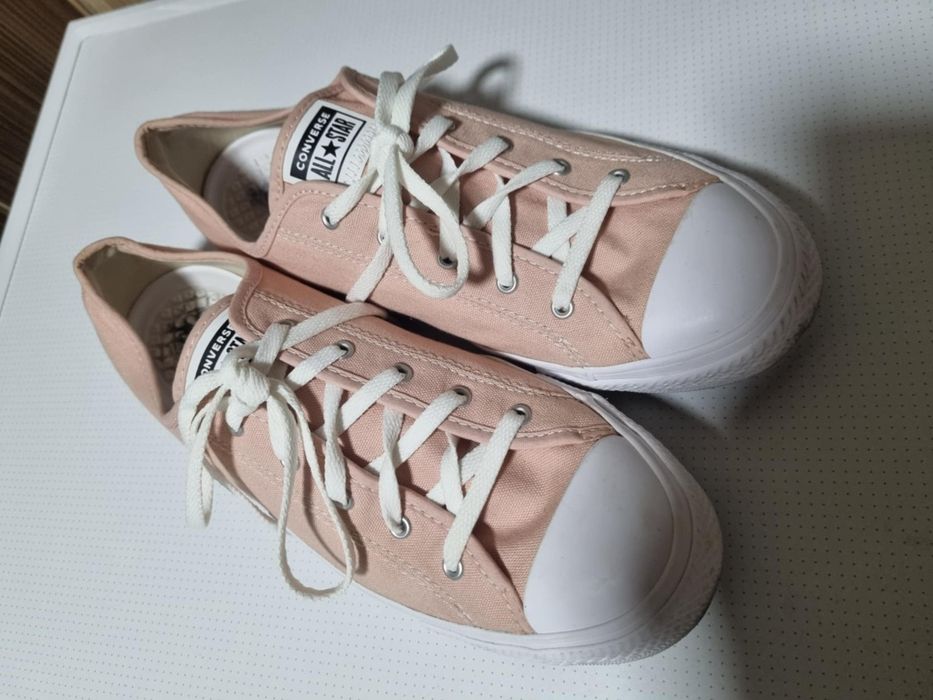 Tenişi Converse de damă