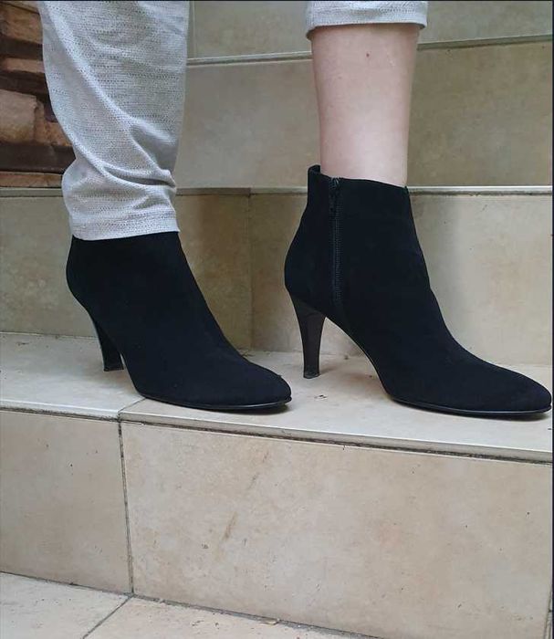 Боти - естествен велур - като нови