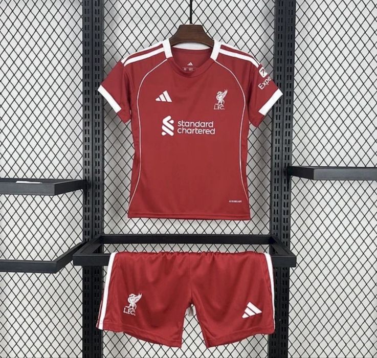 Echipament fotbal copii ( tricou + pantaloni ) , Liverpool