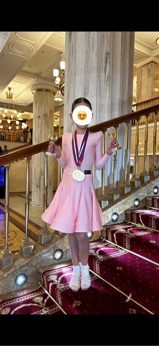 Продам рейтинговое платье для спортивно бальных танцев