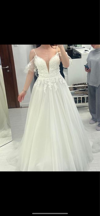 Rochie mireasa printesa noua