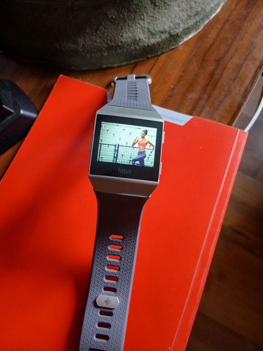 Ceas  Fitbit Ionic curea silicon