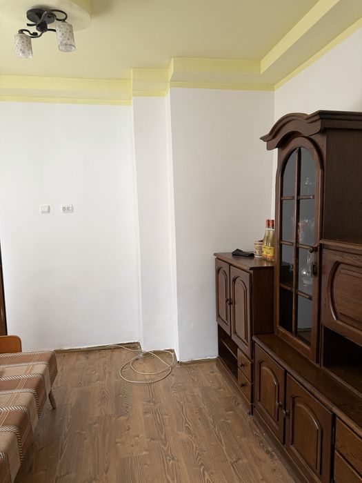 Se vinde casa de colonie