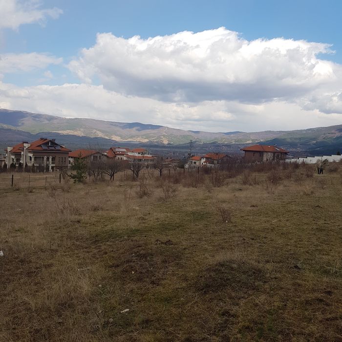 Продава парцел УПИ в гр.Сапарева