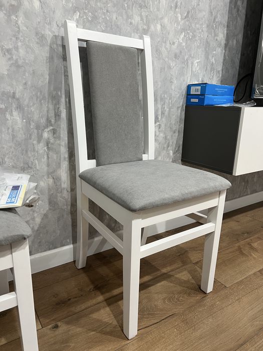 Стол, стулья деревянные