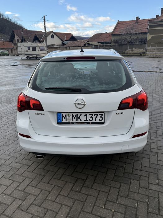 Opel astra j 2.0 cdti CUTIE AUTOMATA