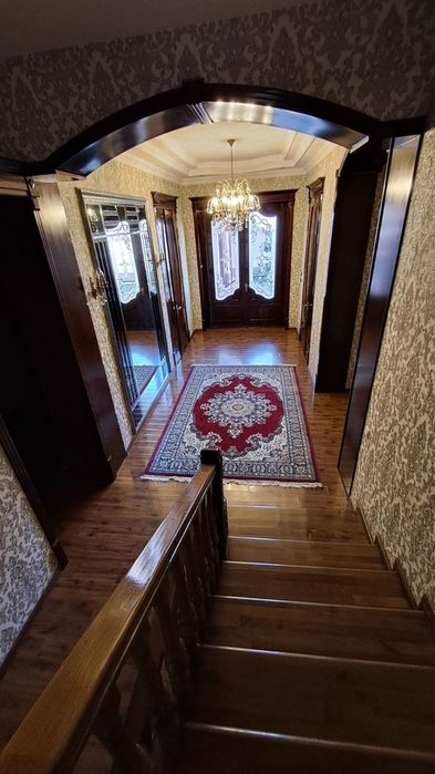 Юнусабад! Продаётся Евродом 6 соток 9 комнат