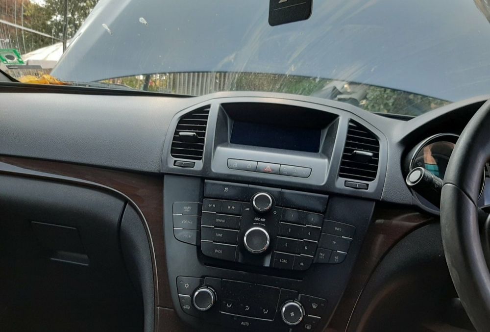 На части Опел инсигниа 2.0 crdi 160к.с 118kw / Opel insignia