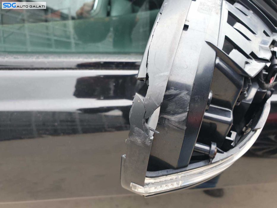 Oglinda Electrica Dreapta cu Pliere Rabatare cu Defect Pentru Piese Jaguar XE X760 2015 - 2020 [Q3607]