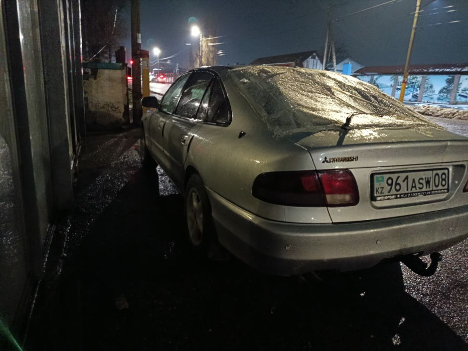 Продам Митсубиси Галант автомат