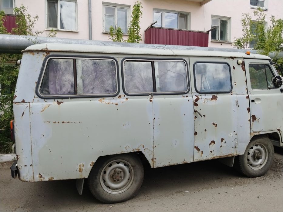 Продам УАЗ (буханка)