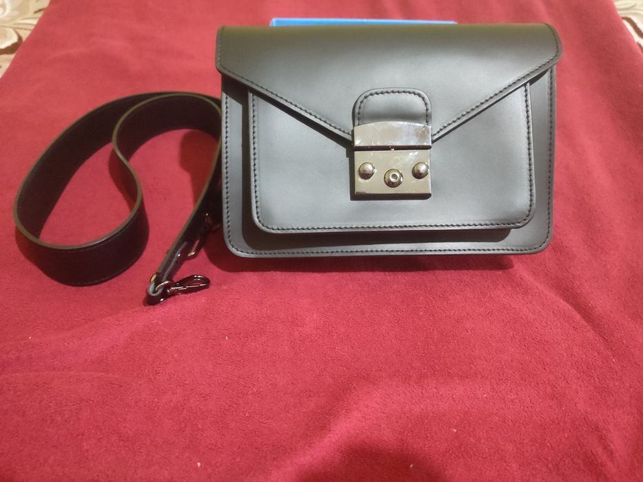 Срочно 11.000 Продам натуральная кожа !!!